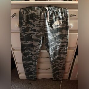 Roots Terry Camo Sweats Size XS